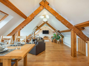 The Barn At Whitefields